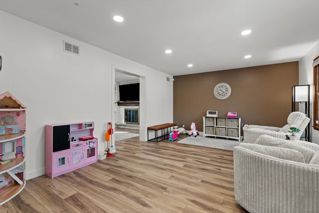 24431 W Lancelot Lane, Joliet, IL 60404