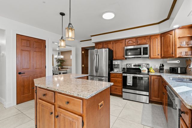 24431 W Lancelot Lane, Joliet, IL 60404