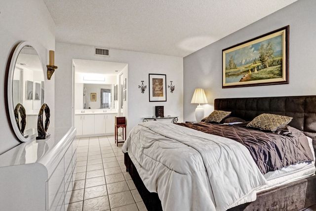 13455 SW 16th Court 114f, Pembroke Pines, FL 33027