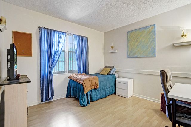 13455 SW 16th Court 114f, Pembroke Pines, FL 33027