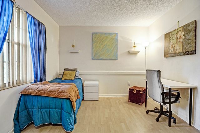 13455 SW 16th Court 114f, Pembroke Pines, FL 33027