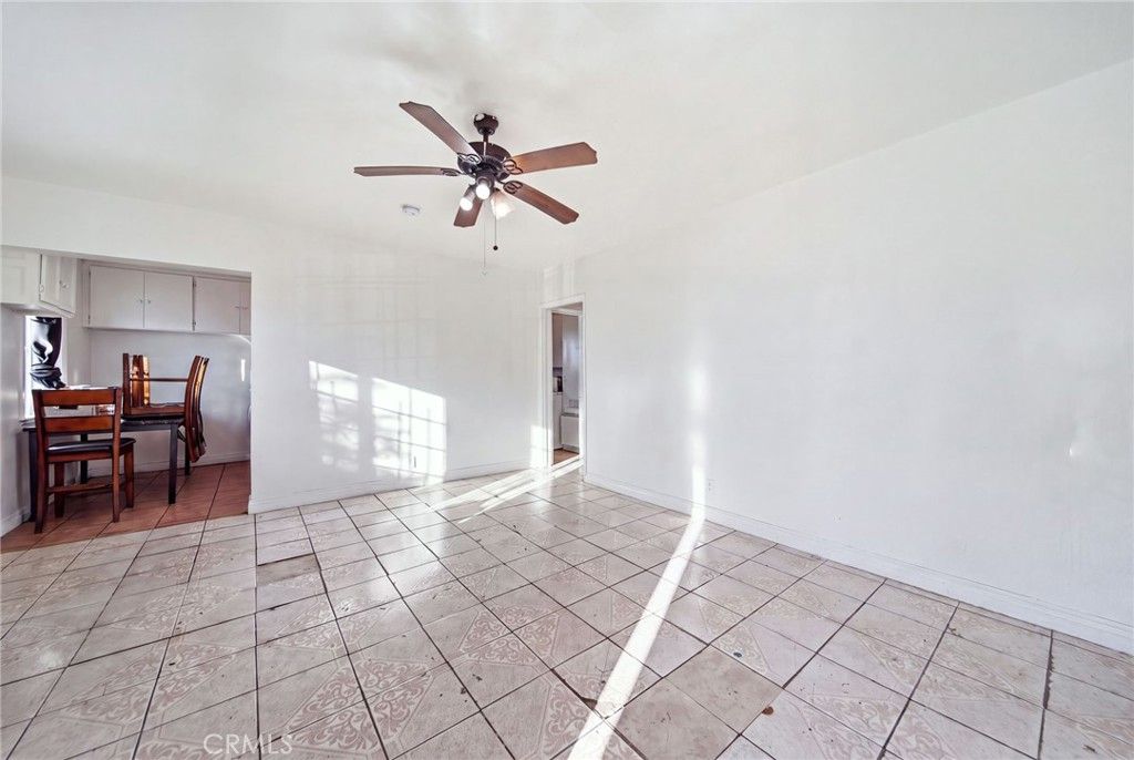 9310 Zamora Avenue, Los Angeles, CA 90002 — photo 4