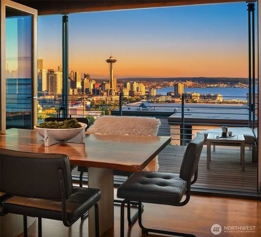 1215 Warren Avenue N, Seattle, WA 98109