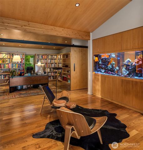 1215 Warren Avenue N, Seattle, WA 98109