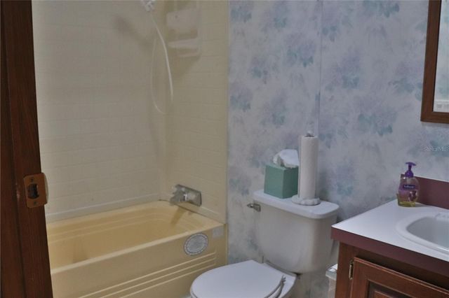 2090 SE 133RD COURT, Morriston, FL 32668