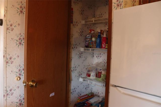 2090 SE 133RD COURT, Morriston, FL 32668