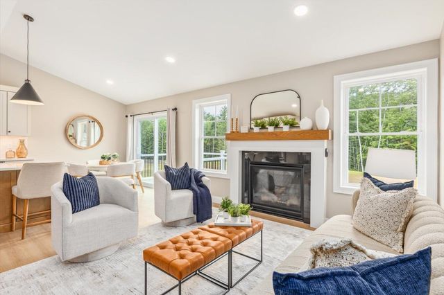 31 Willow Lane, Rindge, NH 03461