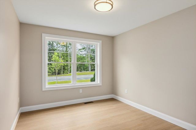 31 Willow Lane, Rindge, NH 03461