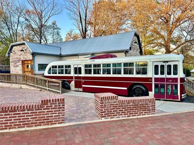 195 Mt Moriah Road, Ball Ground, GA 30107
