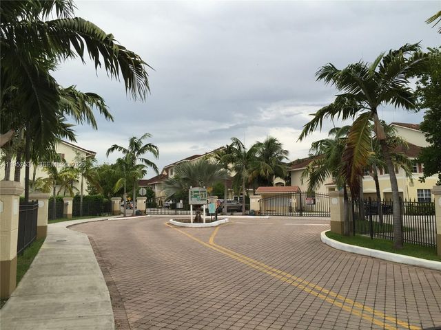 8940 NE 8th Ave 1205, Miami, FL 33138