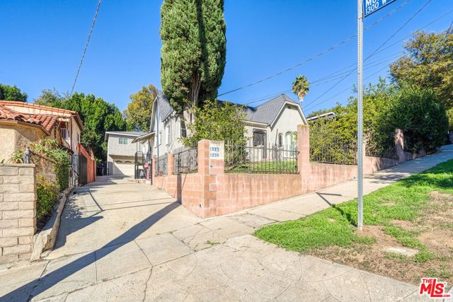 1337 Douglas Street, Los Angeles, CA 90026