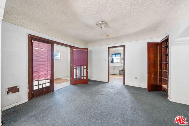 1337 Douglas Street, Los Angeles, CA 90026