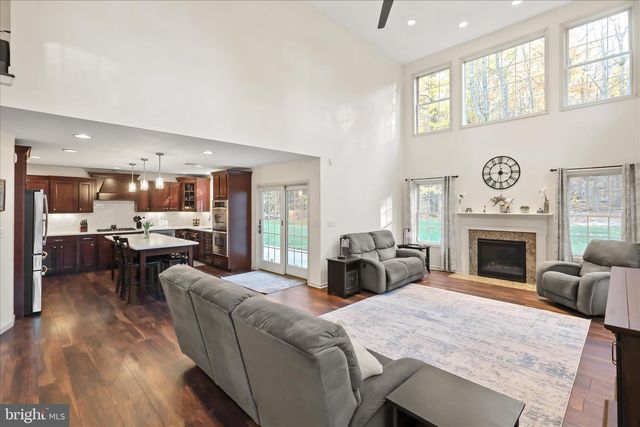 5094 FURNACE RD, York, PA 17406