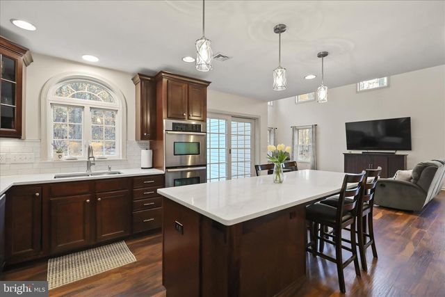 5094 FURNACE RD, York, PA 17406