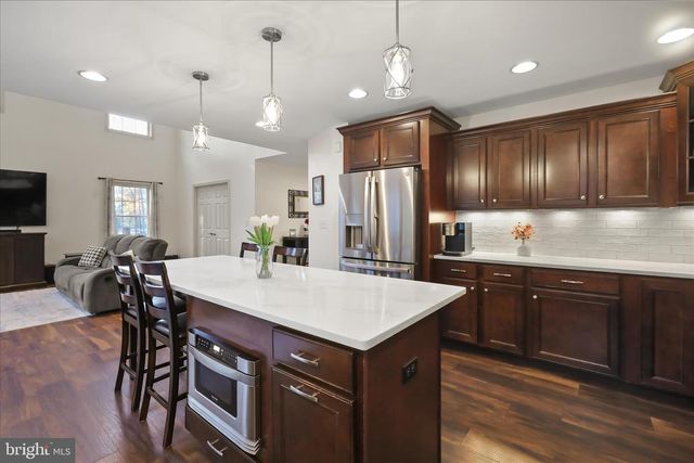 5094 FURNACE RD, York, PA 17406