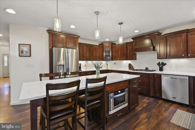 5094 FURNACE RD, York, PA 17406