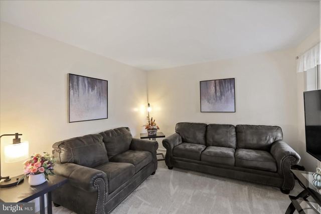 5094 FURNACE RD, York, PA 17406