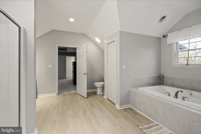 5094 FURNACE RD, York, PA 17406