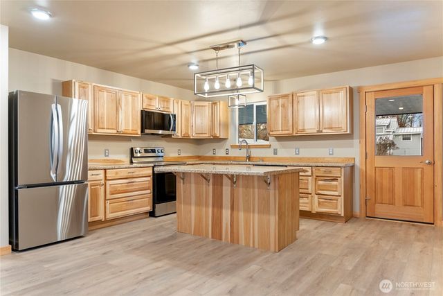 1110 Riverside Avenue, Twisp, WA 98856