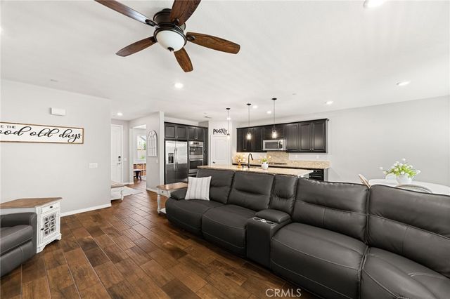 7924 Sequin Court, Eastvale, CA 92880