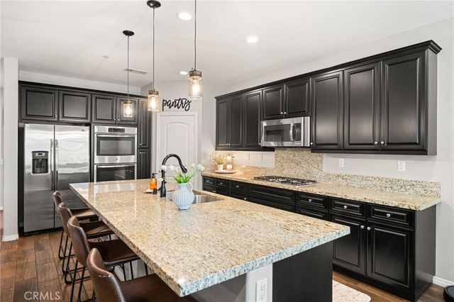 7924 Sequin Court, Eastvale, CA 92880