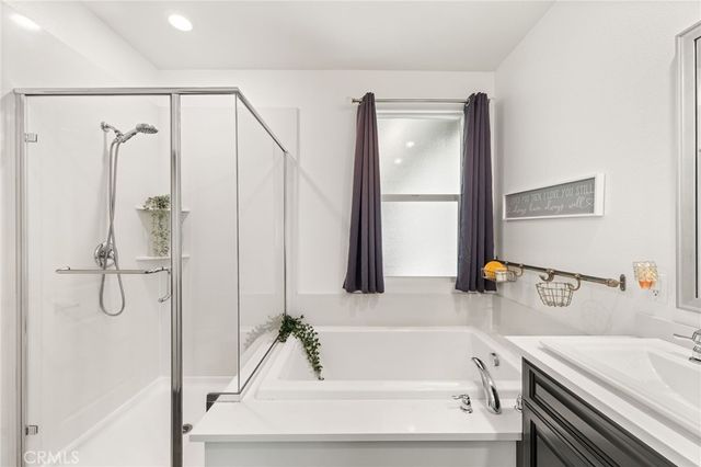 7924 Sequin Court, Eastvale, CA 92880