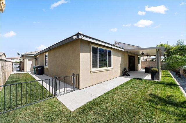 7924 Sequin Court, Eastvale, CA 92880