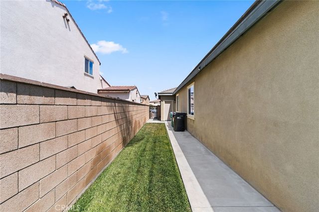 7924 Sequin Court, Eastvale, CA 92880