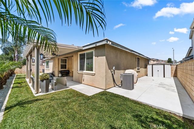 7924 Sequin Court, Eastvale, CA 92880