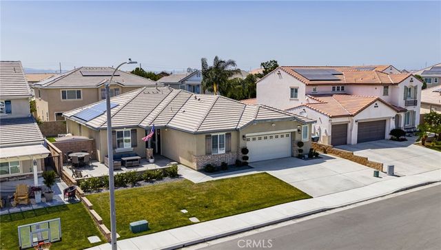 7924 Sequin Court, Eastvale, CA 92880
