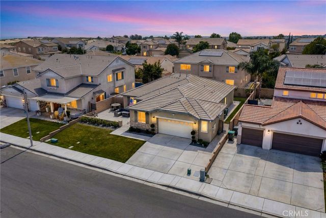 7924 Sequin Court, Eastvale, CA 92880