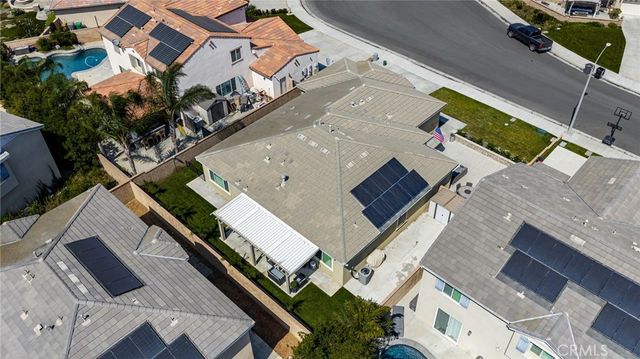 7924 Sequin Court, Eastvale, CA 92880