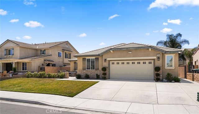 7924 Sequin Court, Eastvale, CA 92880