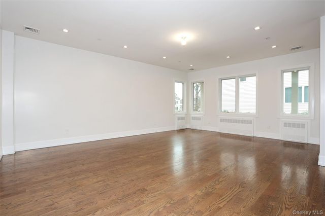 8 Neil Road 213, Spring Valley, NY 10977