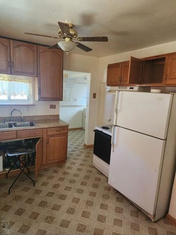 1215 E 7th St, Trinidad, CO 81082