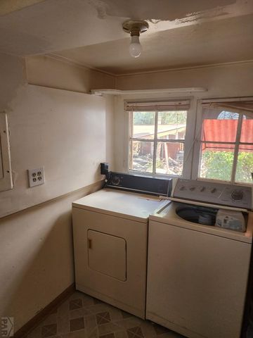 1215 E 7th St, Trinidad, CO 81082