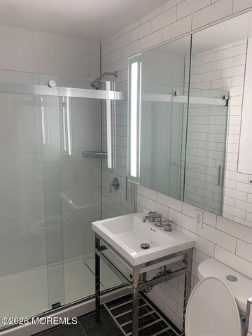 10 Ocean Boulevard 3c, Atlantic Highlands, NJ 07716