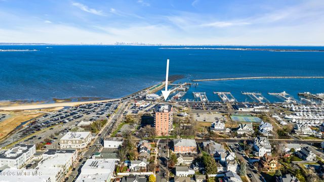 10 Ocean Boulevard 3c, Atlantic Highlands, NJ 07716