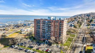 10 Ocean Boulevard 3c, Atlantic Highlands, NJ 07716