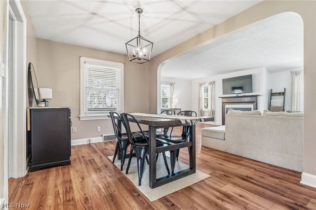 917 E Gorgas Street, Louisville, OH 44641