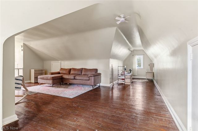 917 E Gorgas Street, Louisville, OH 44641