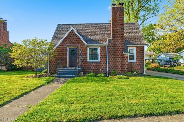 917 E Gorgas Street, Louisville, OH 44641