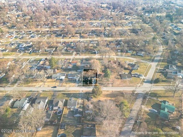 5905 Alanadale Dr, Louisville, KY 40272