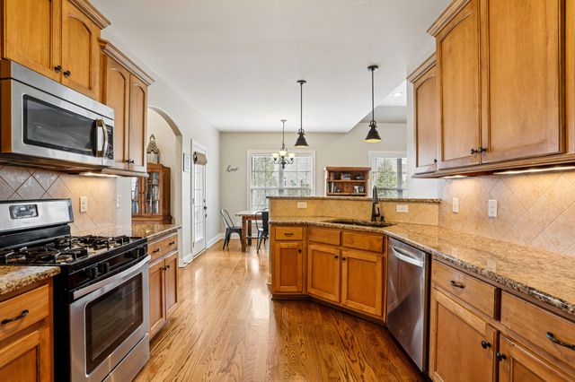 1546 Hunt Club Blvd, Gallatin, TN 37066