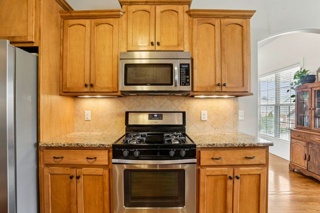 1546 Hunt Club Blvd, Gallatin, TN 37066