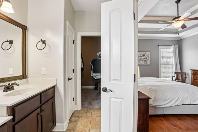 1546 Hunt Club Blvd, Gallatin, TN 37066