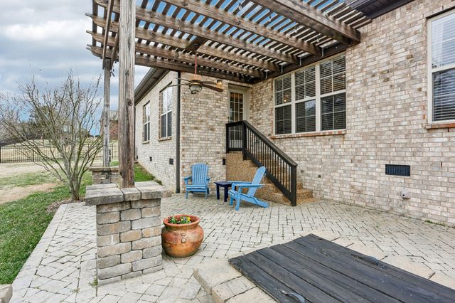 1546 Hunt Club Blvd, Gallatin, TN 37066