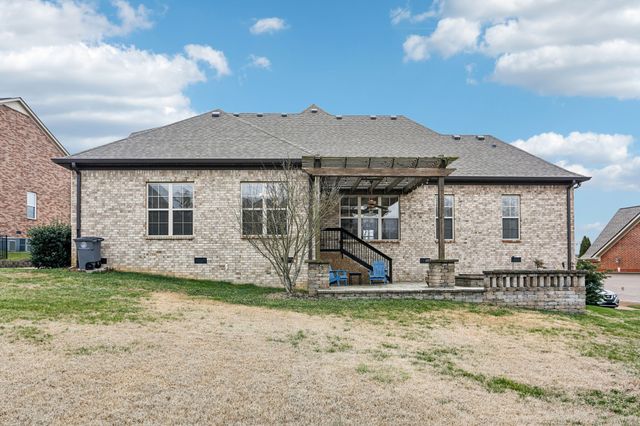 1546 Hunt Club Blvd, Gallatin, TN 37066