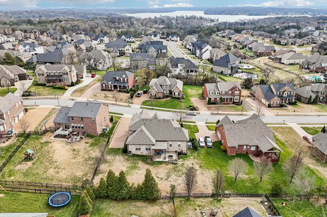 1546 Hunt Club Blvd, Gallatin, TN 37066