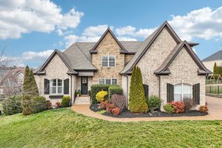 1546 Hunt Club Blvd, Gallatin, TN 37066